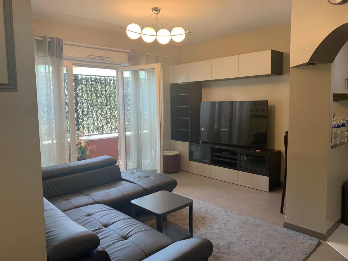 Ferienwohnung Luxurious Flat In Bondy, Exterior foto